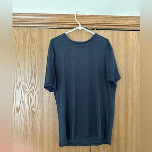 Lululemon blue t shirt